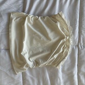 SHEIN Cream Lace Bandeau